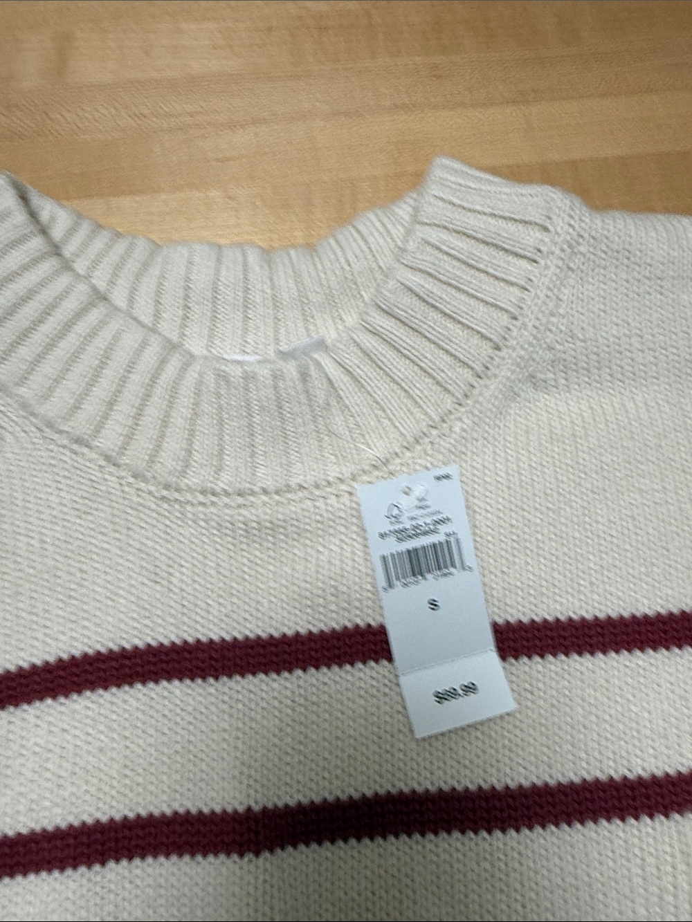Gap - Picture 2 of 2